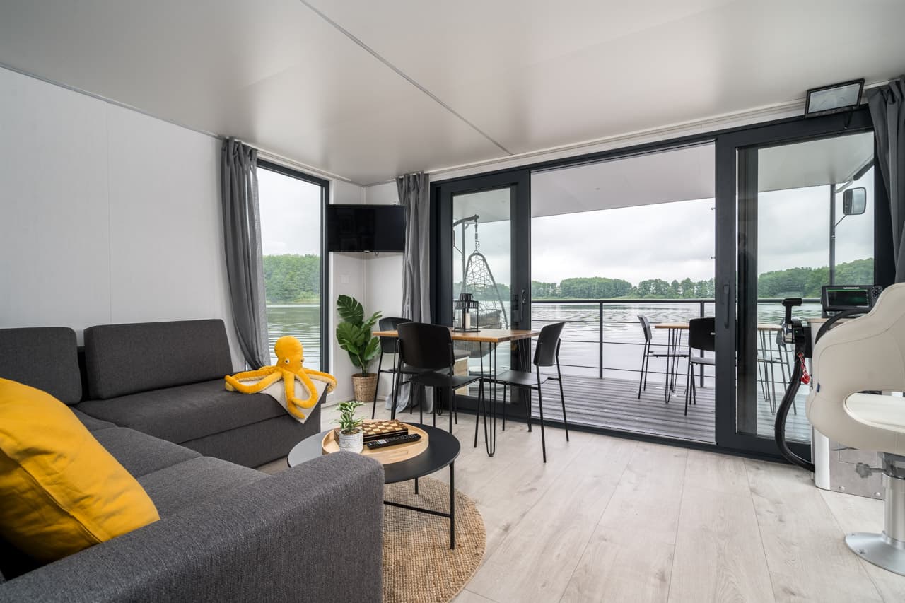 Wohnzimmer mit Panoramaaussicht